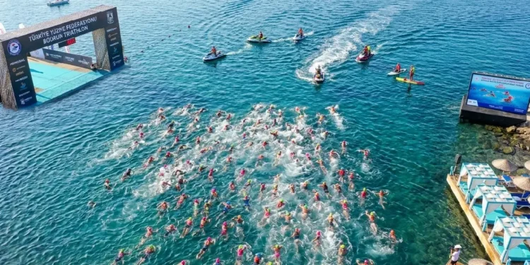 Bodrum’da “Sağlığa Kulaç At” etkinliği